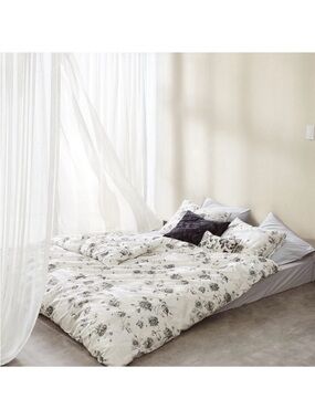 Calvin Klein 3-Piece Duvet Cover Set